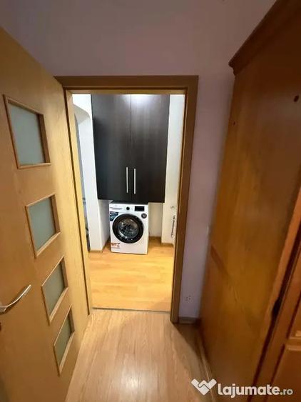 Apartament cu 2 camere semidecomandat în Astra