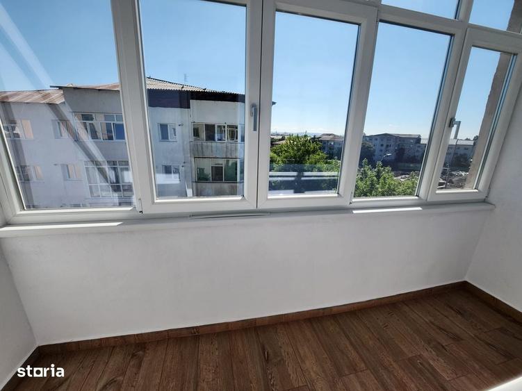 Apartament cu 3 camere decomandat în Mioriței