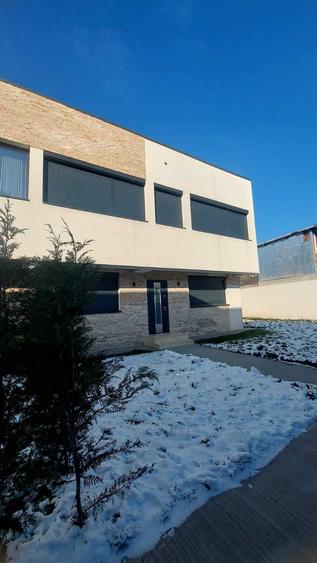 LA CHEIE - Casa noua P + E, 90mp , zona centrala, mobilata + utilata - 5