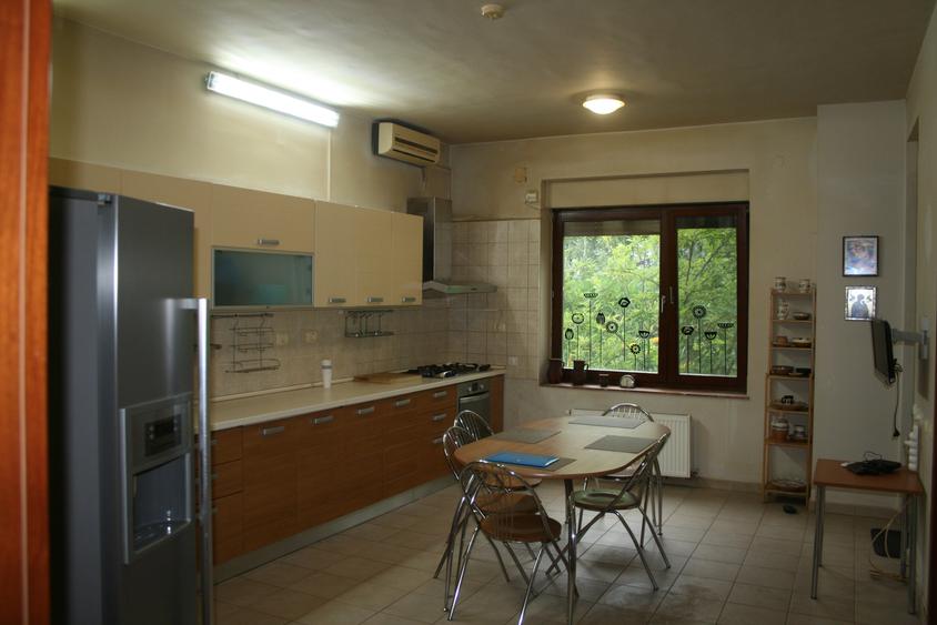 Inchiriere vila superba D+P+1+M gradina garaj piscina teren 2500mp Pipera padure - 12