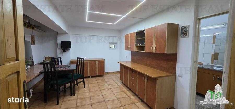 Vanzare Vila 6 camere Ion Mihalache - Miciurin - 2