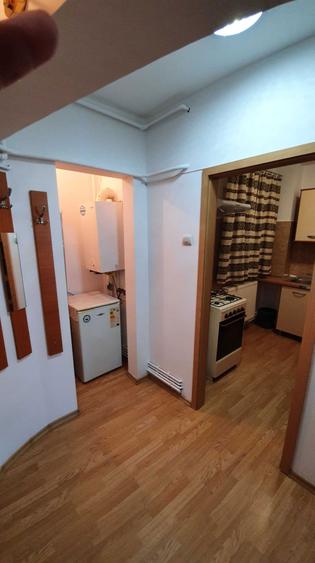 Inchiriez garsoniera zona mag. Tineretului - 3