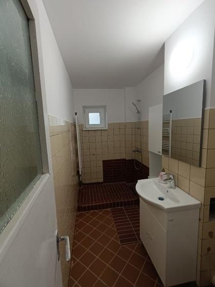 Inchiriez Garsoniera Bld Decebal  42mp - 7