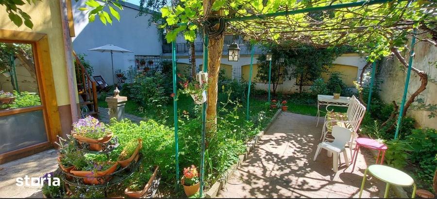 De vanzare apartament 4 camere Lascar Catargiu-Povernei - 1