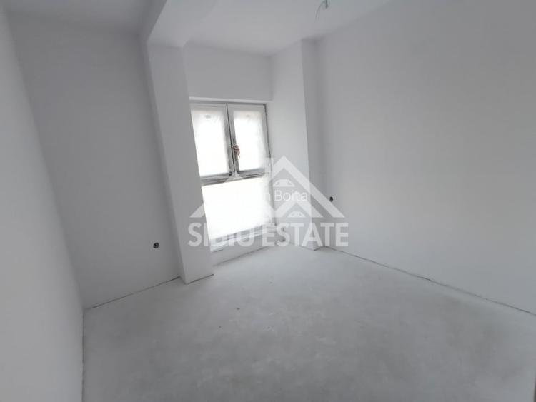 Apartament 3 camere de vanzare ,Doamna Stanca, Sibiu, parcare inclusa