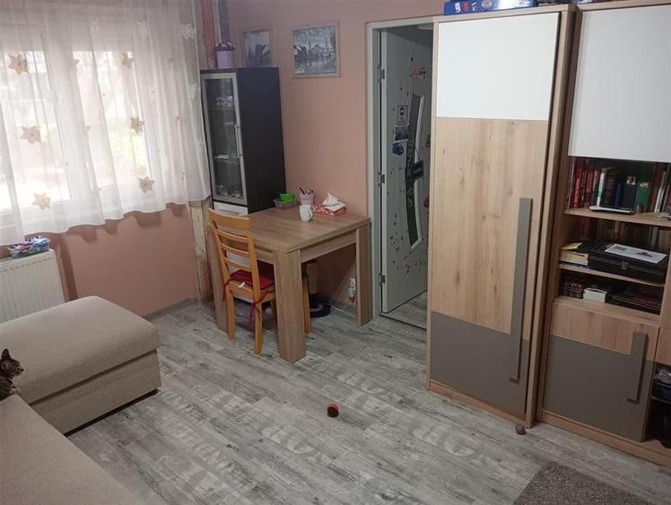 RECO Apartament 2 camere , parter , zona Ghibu - 1