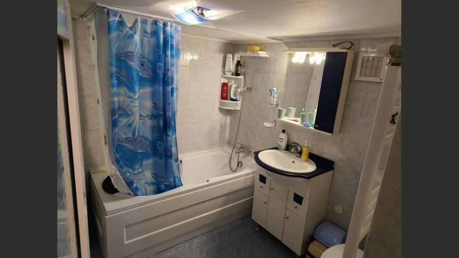 Casă de vânzare în Vaslui – confort și eficiență - 6