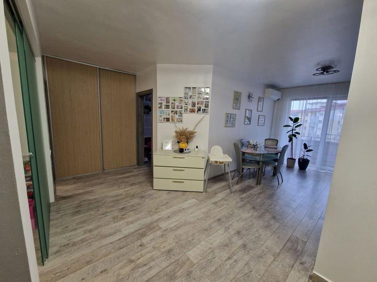 Apartament 3 camere, parcare, str Florilor Floresti Atelierul de Pizza - 8