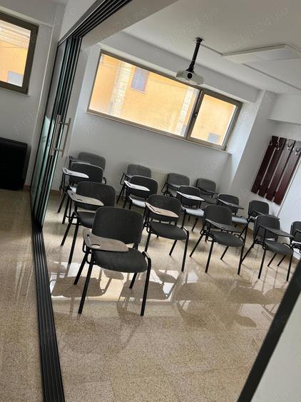 Inchiriez Sala Conferinte - Salon Cursuri Masterclass - 1