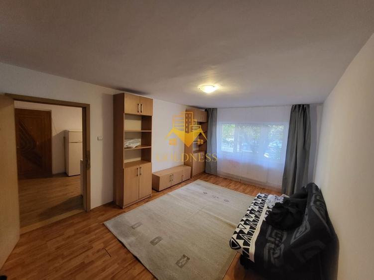 3 camere, decomandate, Semicentral Zona Pta. Cipariu, Titulescu - 1
