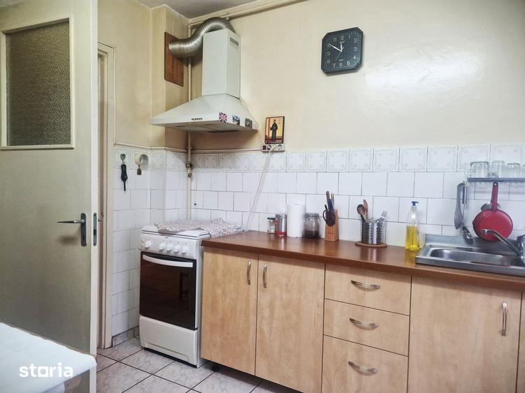 EXCLUSIV- Cafrom Imobiliare - VEST - Apartament 3 Camere de Vanzare - 11