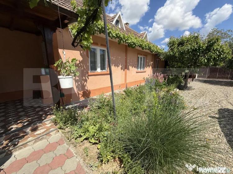 CASA CU TEREN 6.325 mp - 1