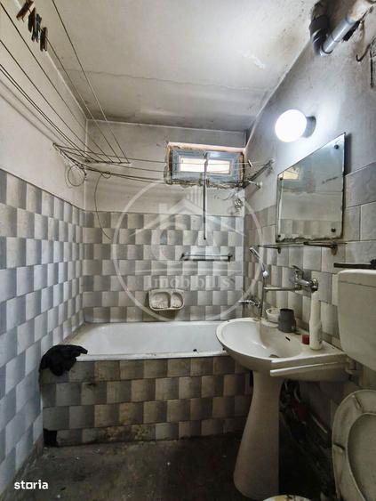 Apartament cu 3 camere de vanzare in Centru Civic, Oradea - 4