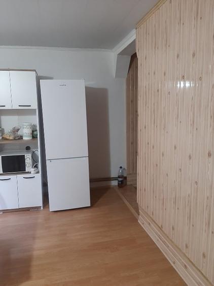 Casă individuală cu 3 camere cu Canalizare în Sătic