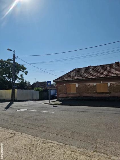 casa si teren de vanzare - 5