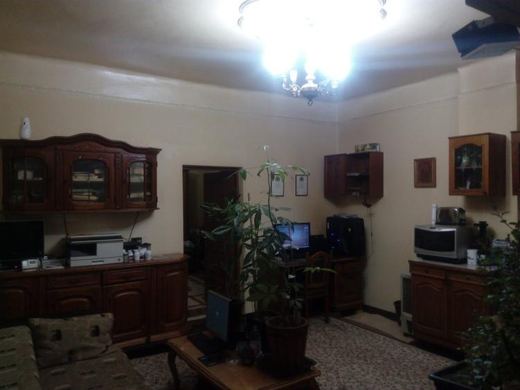 Proprietar, ap 2 cam in casa veche, Mărășești, singur curte - 4