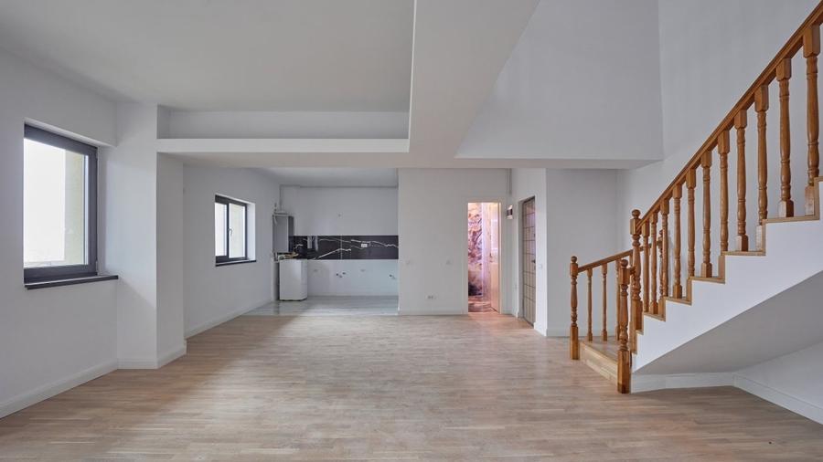 APARTAMENT 4 CAMERE TIP PENTHOUSE PIPERA / POSIBILITATE RATE DEZVOLTATOR - 1