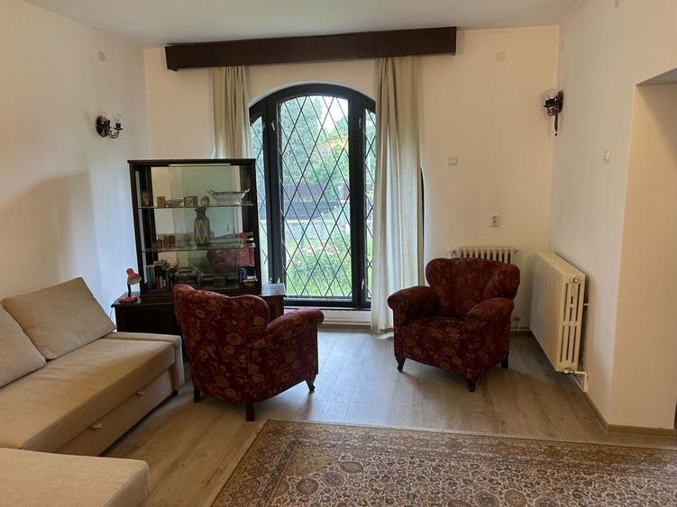 Apartament in vila zona centrala Breaza - 1