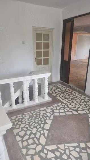 Inchiriez spatiu - 1