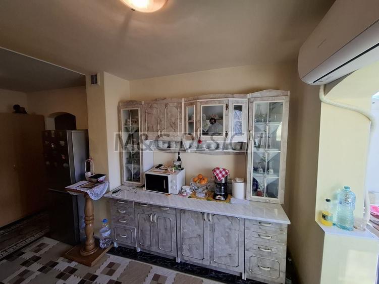 Aradului, 2 camere decomandate, et 3, centrala proprie - 8