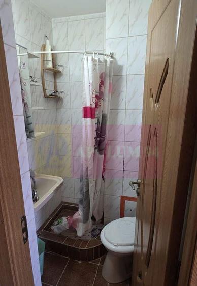 Garsoniera de vanzare in Campina, et. 1 15,83 mp - 5