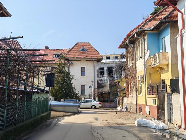 Ultracentral, casa speciala pe o strada speciala! - 2