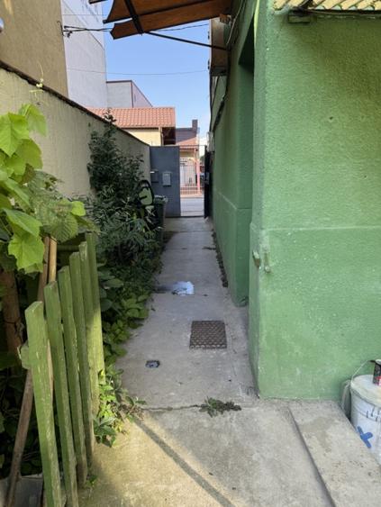 Apartament 2 Cam 35mp Zona Centrala Vizavi de Facultatea FSPAC Str.Aurel Suciu - 13