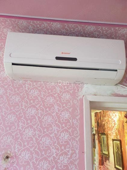 4 camere etaj 3 Circumvalatiunii, str. Stelelelor ... cu CENTRALA PROPRIE, neamenajat