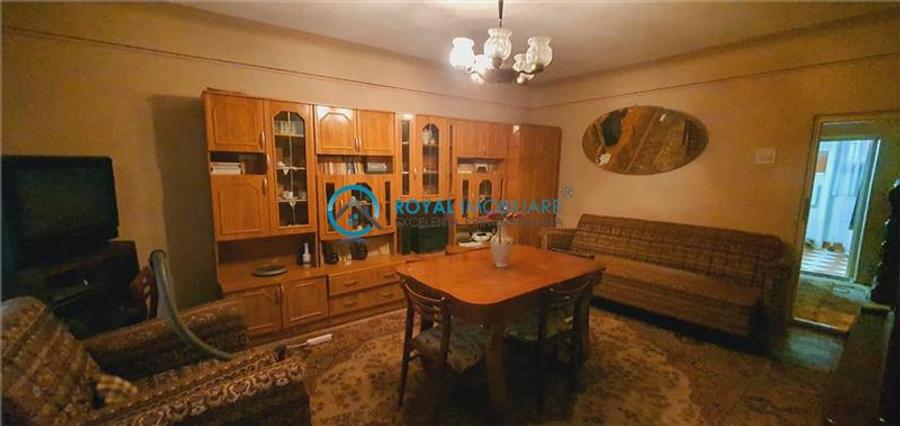 Royal Imobiliare - Vanzare Casa in zona Sud - 23