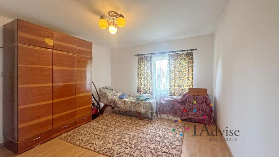 CASA CU 4 CAMERE IN ZONA BARTOLOMEU - CARIEREI - 12