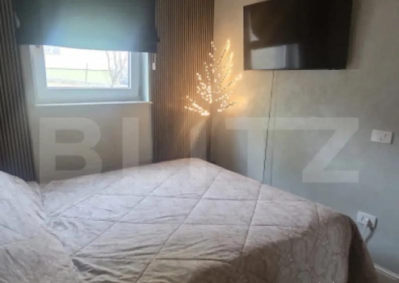 Apartament modern, 3 camere, cu terasa de 39 mp, cartier Bur - 13