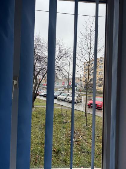 Inchiriez apartament 2 camere - 1