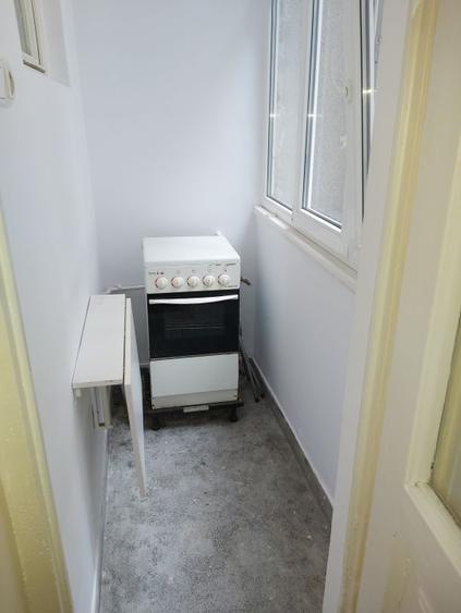 Romana -  ASE 320 euro/luna Piata Romana Tel.:0724661884 - 9