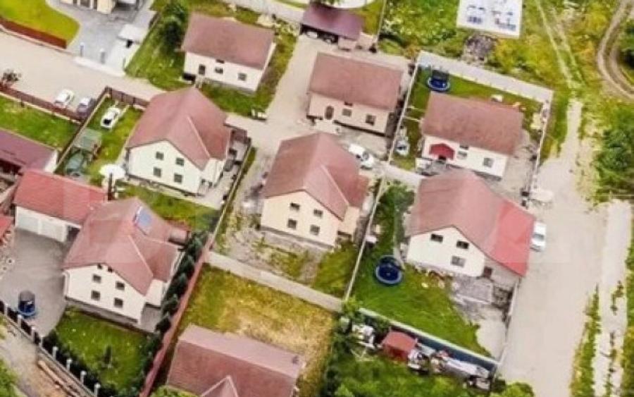 Casa moderna, 3 dormitoare, birou, 135 mp utili, teren 423 - 1