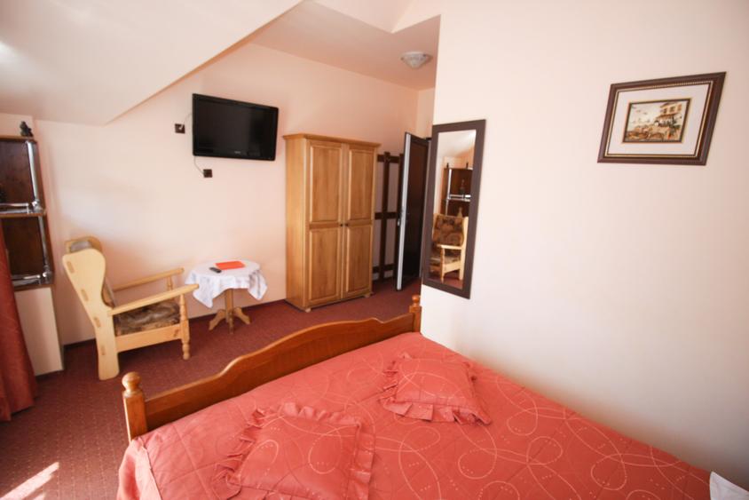 Vila de vanzare in Sinaia – investitie ideala in inima statiunii - 8