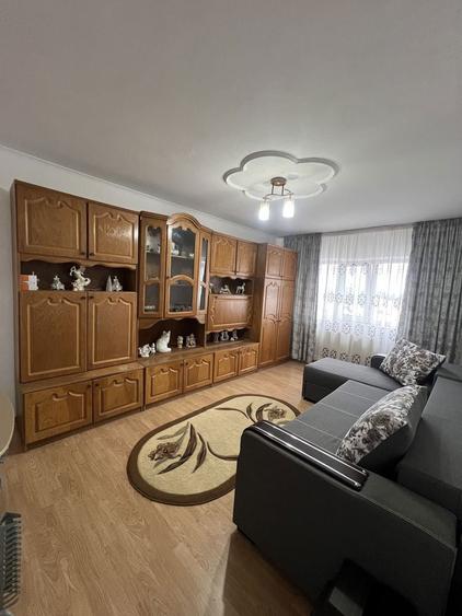 Apartament 3 camere de inchiriat GAESTI - 6