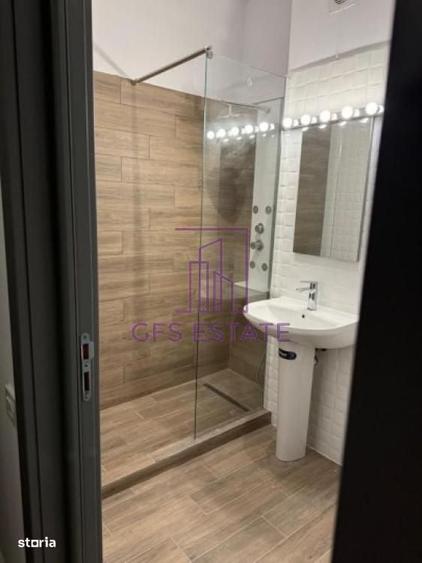 Apartament cu 2 camere, mobilat în Central