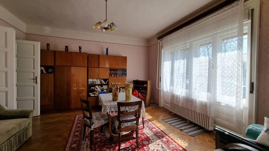 Casa individuala cu teren 421 mp zona Titulescu - 8