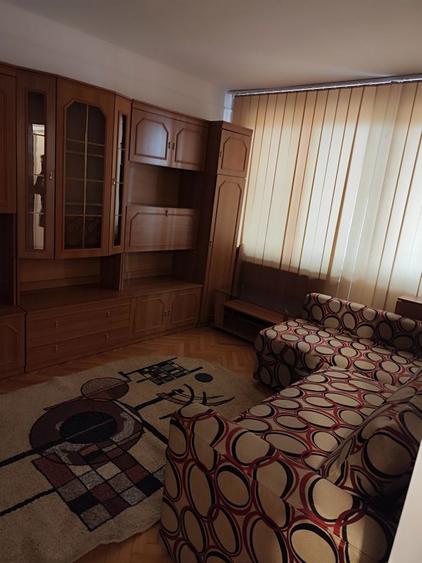 Ofer spre inchiriere apartament cu doua camere - 4
