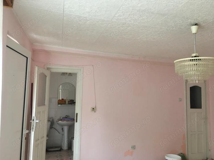 Vand casa Micalaca zona Lidl-Abrud - 3