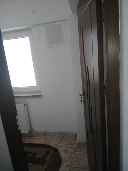 Garsoniera decomandata, 25,7 mp, zona Craiovita Noua - 12