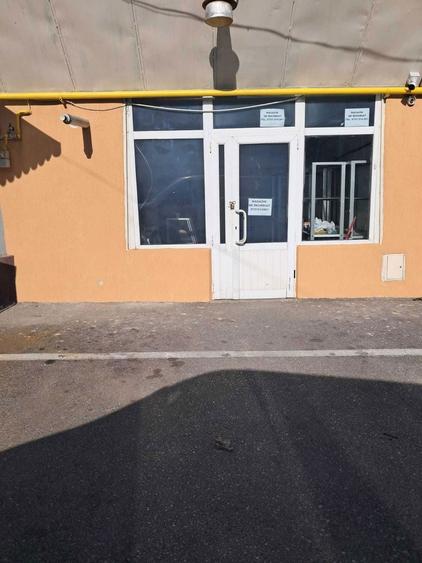 Inchiriez spatiu comercial - 1