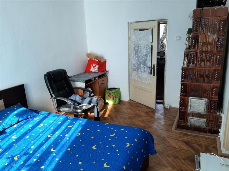 Casa cu 4 camere in zona Tabaci, Valenii de Munte -  teren 1000 mp. - 7