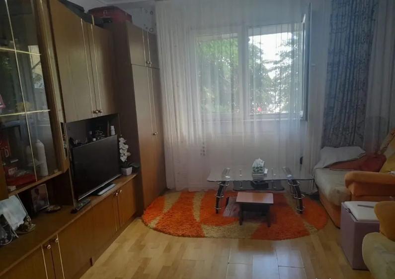 Aparatorii patriei oltenitei confort 2 etaj 1 - 6