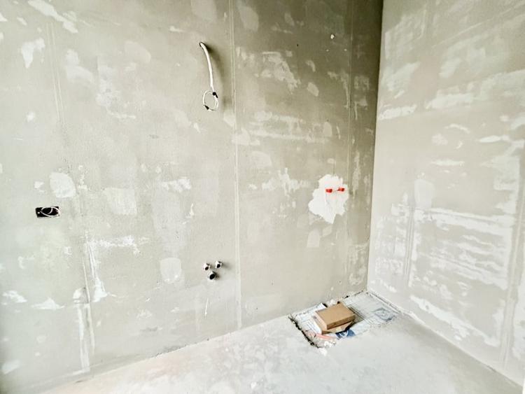 Casă individuală cu 4 camere cu Canalizare în Braytim