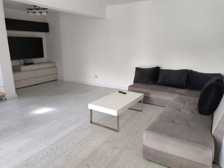 Casa de inchiriat - Bradu, str Brandusei - 2