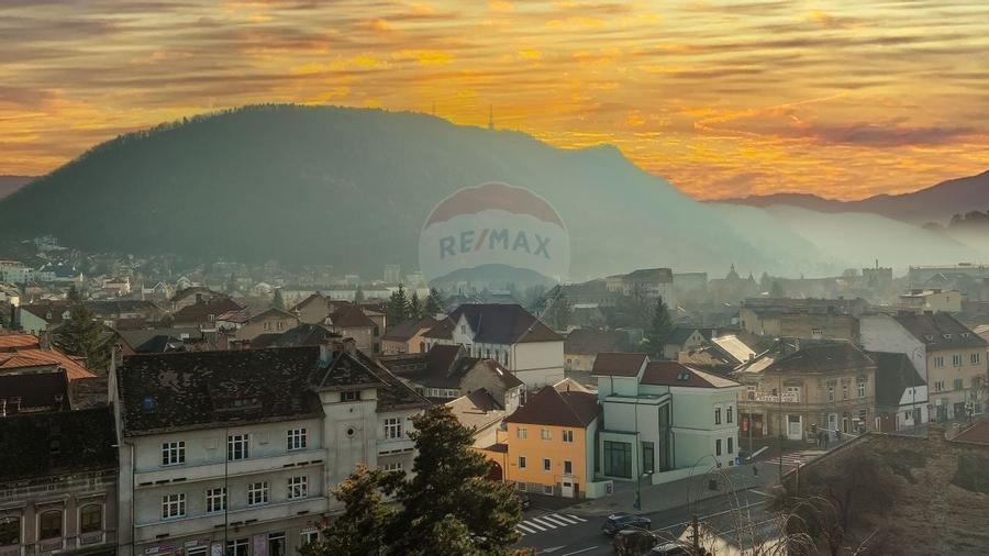 0% Comision | Casa cu potential enorm | Centrul Civic | Zona Sanitas - 1