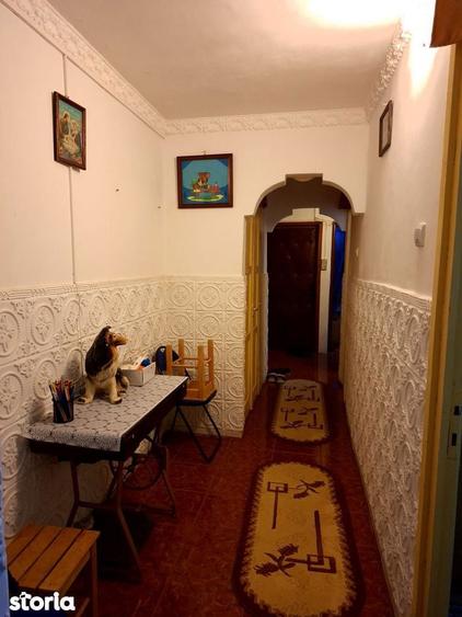 3 camere Mioveni / T.uri , Decomandat / Centrala, Amplasament DEOSEBIT - 5