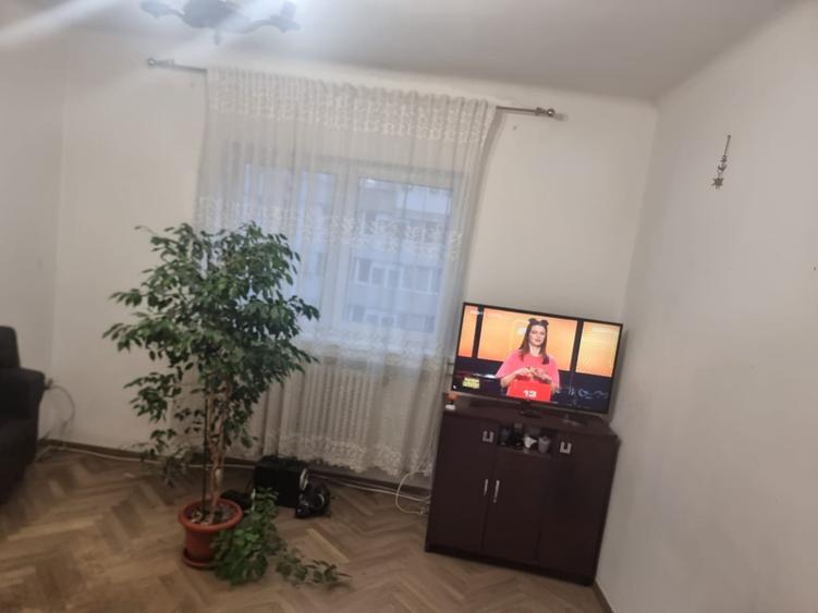 Apartament 4 camere, 91mp, Gara de Nord, 1 minut de metrou,ideal pentru renovare - 3