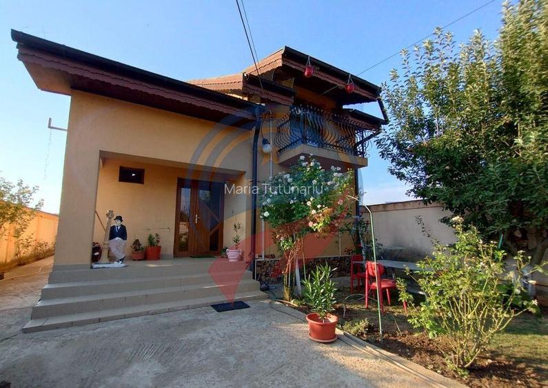 Casa de vanzare in Carcea